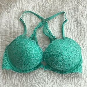 Beautiful Lace back ( front clasp) bra!